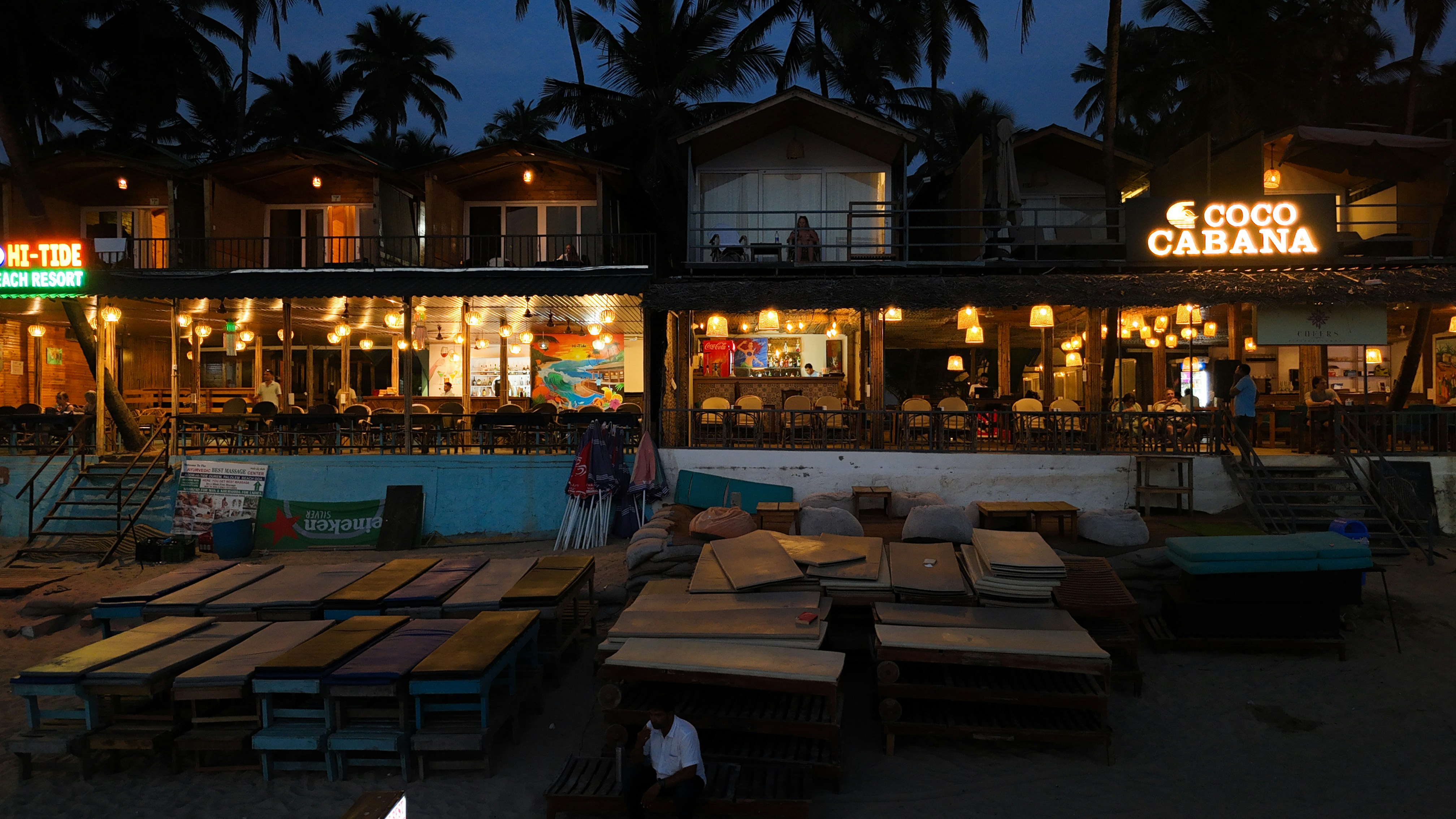 Beach coffes and restaurants